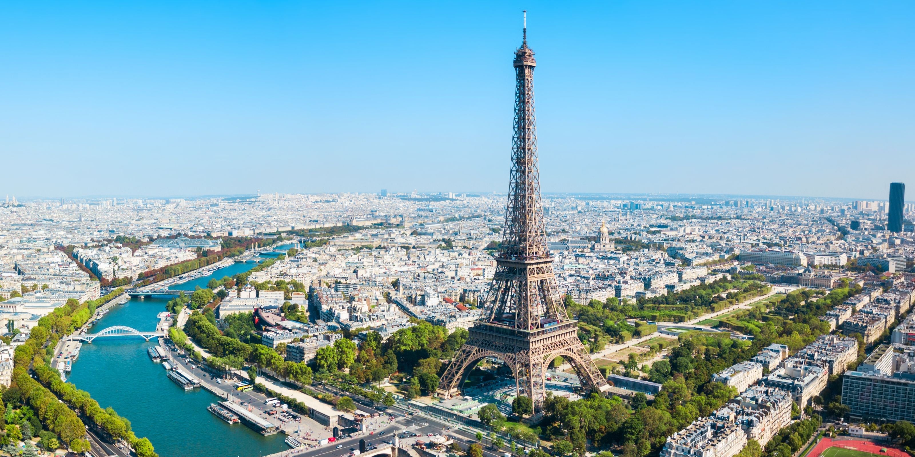 EIFFEL TOWER