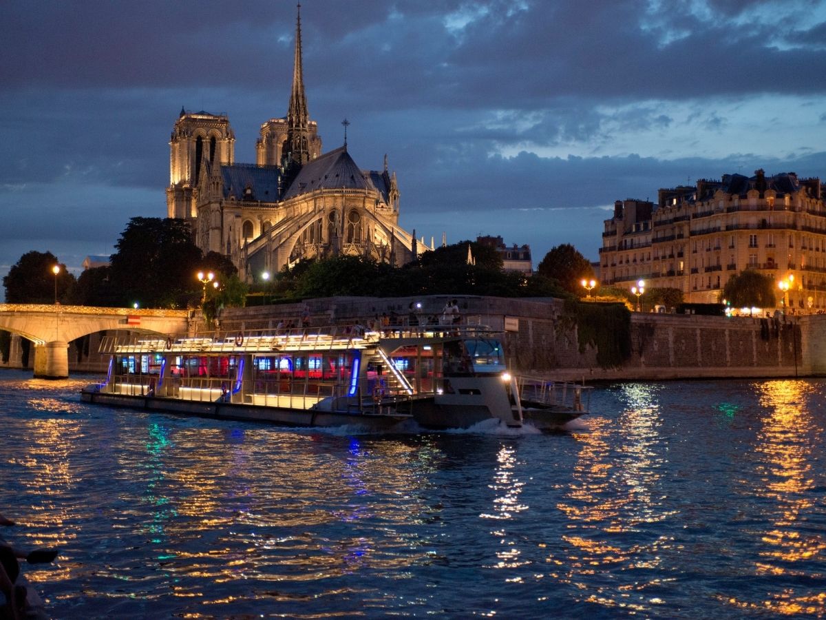 Privilège Service Dinner Cruise