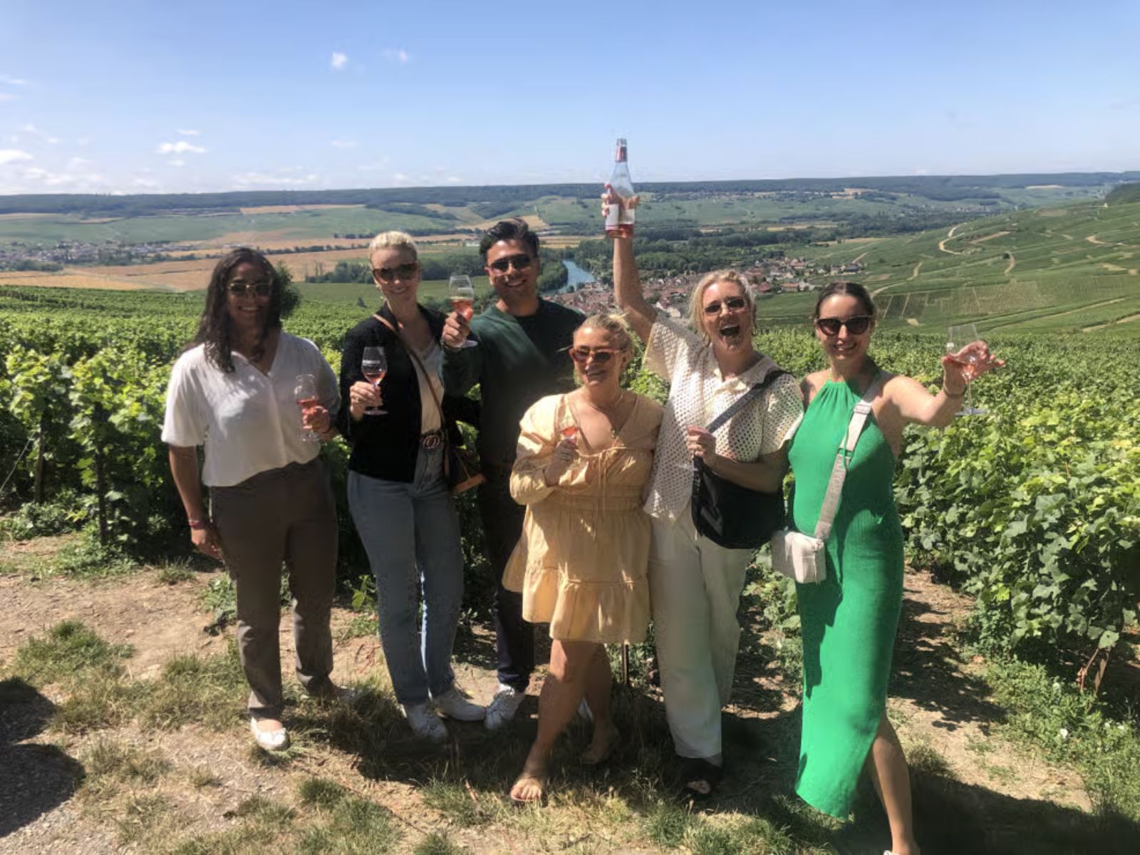 Day Trip to Champagne with 8 Tastings & Lunch - PARIS ACCESS