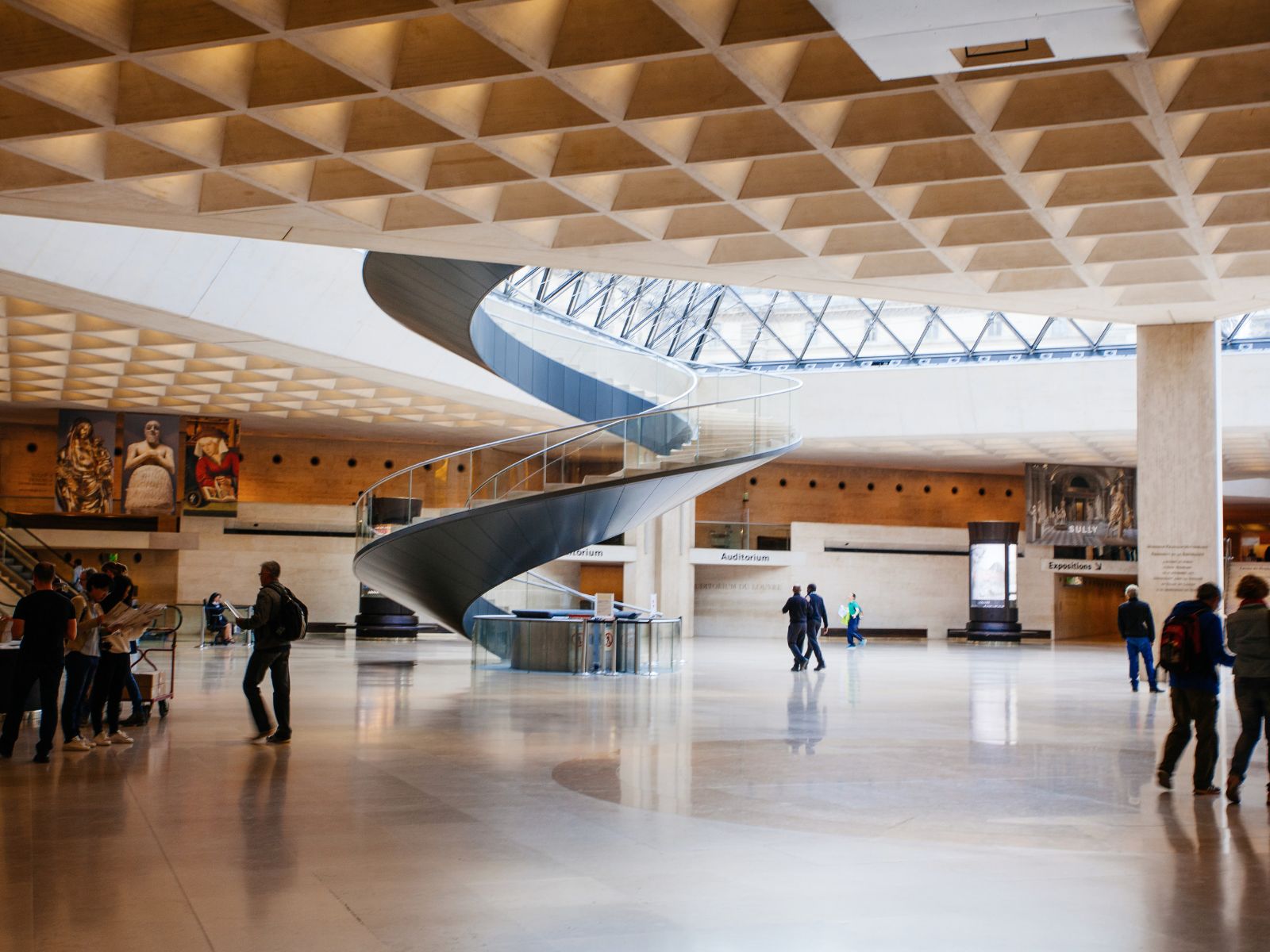 Louvre Introduction Tour & Reserved Access - PARIS ACCESS