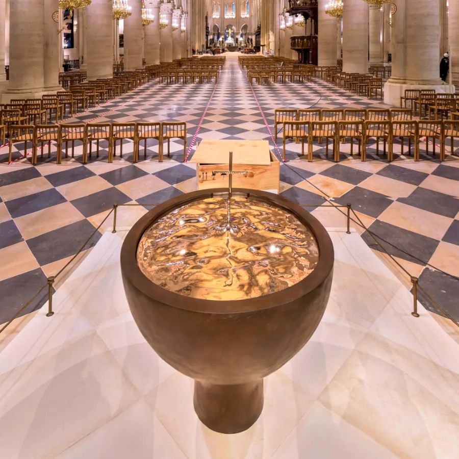 Notre - Dame Guided Tour with Skip the Line Access - PARIS ACCESS