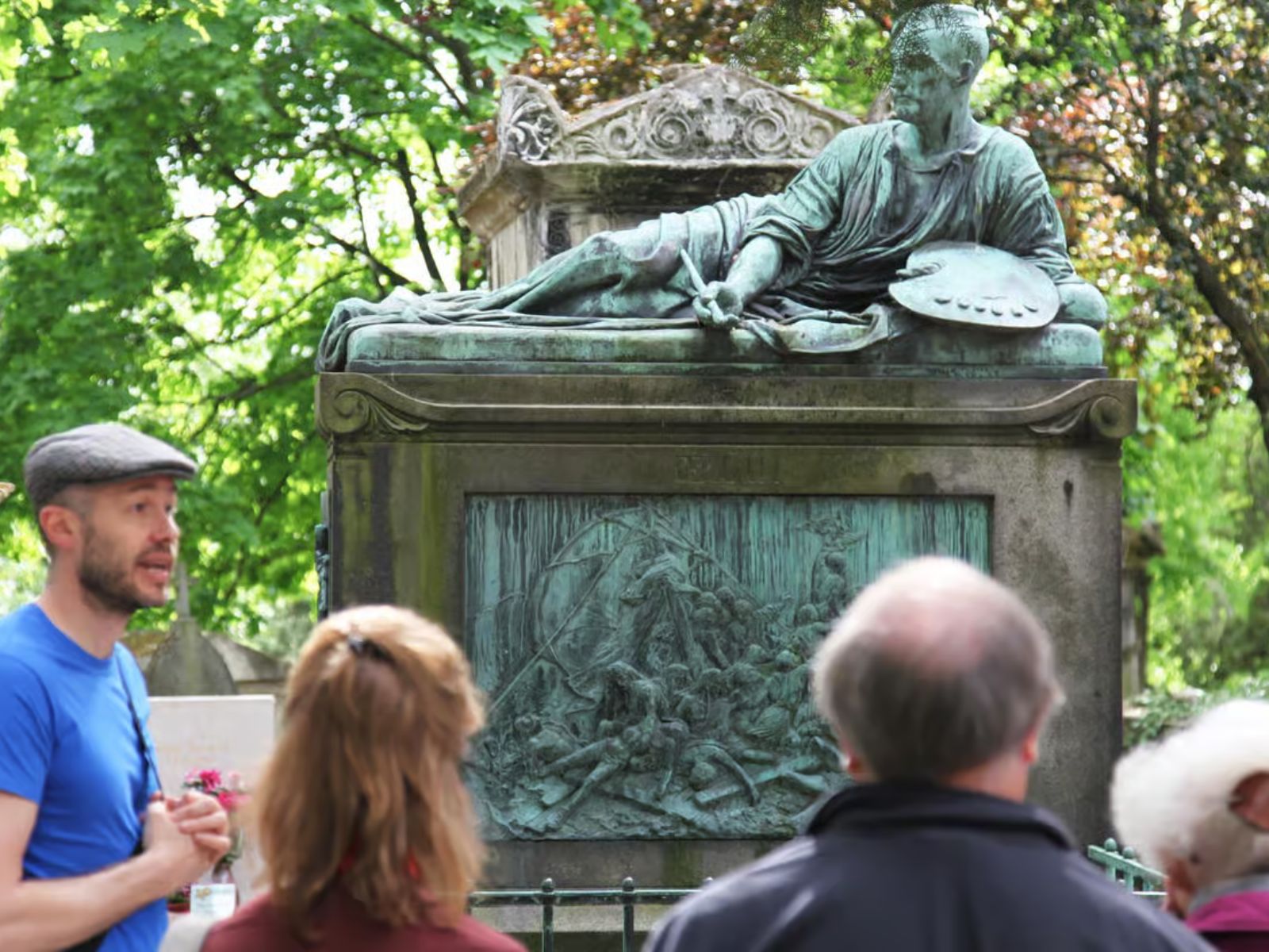 Pere Lachaise Cemetery Guided Tour - PARIS ACCESS